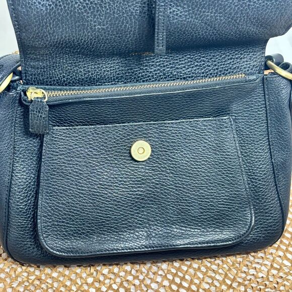 Annabel Ingall Australia | Tara Satchel | Black Pebble Leather w/ Gold Hardware - Picture 4 of 16